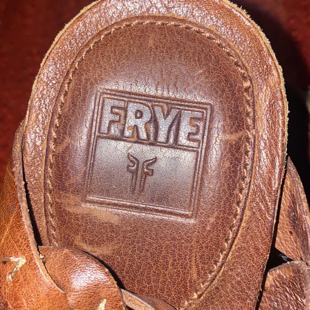 FRYE GRACE T STRAP HEELS NWOB SZ 9.5 - Picture 3 of 7